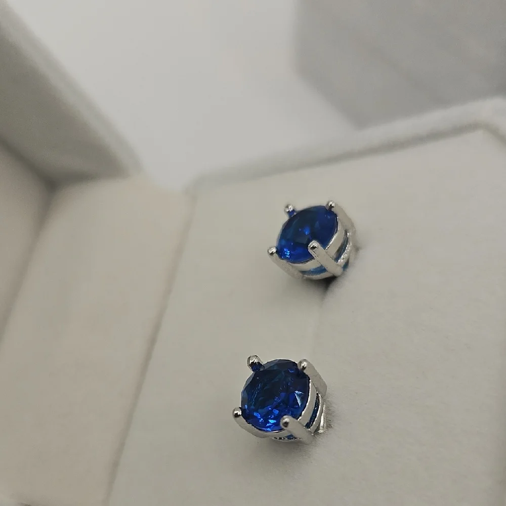 Effy Sapphire Blue Stud Earrings - Picture 3 of 12